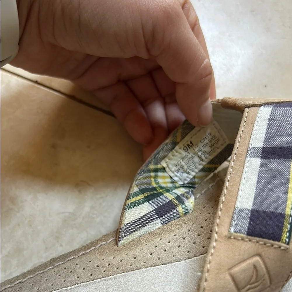 Sperry Plaid Strap Sandals